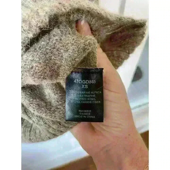 Revolve One Grey Day Bundle (2) Merino Wool and Alpaca Sweaters, XS - Picture 13 of 15